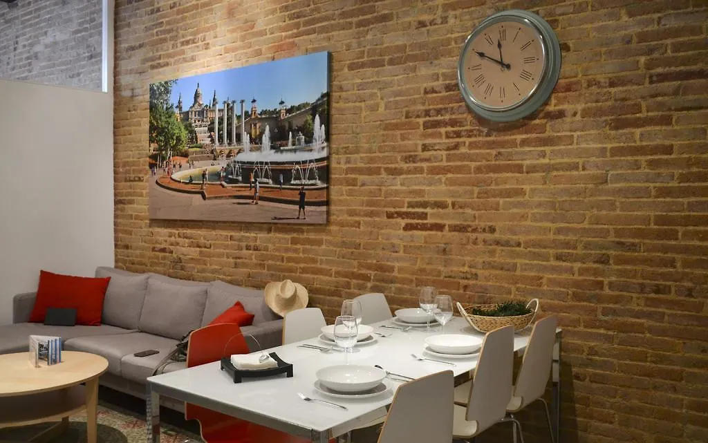 Happy People Plaza Espana Apartments Barcelona Spanje