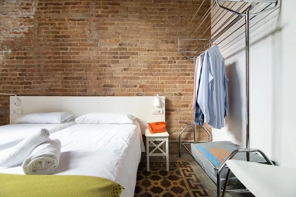 Happy People Plaza Espana Apartments Barcelona Spanje